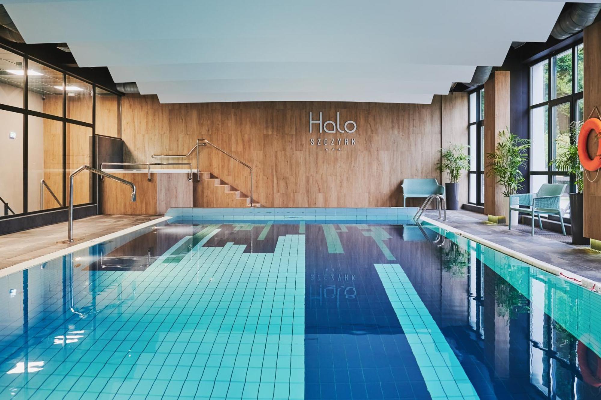 Hotel Zagron ชเจอร์ค ภายนอก รูปภาพ