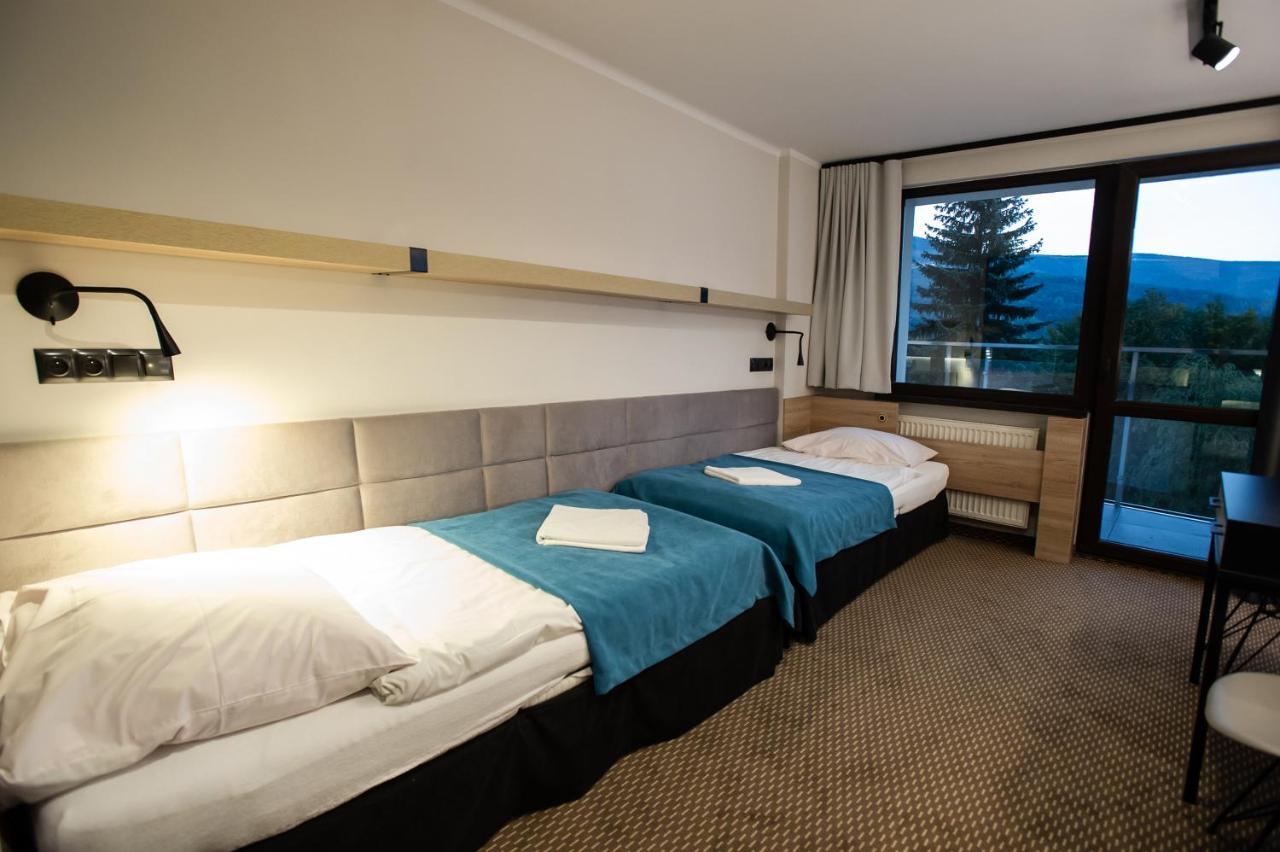 Hotel Zagron ชเจอร์ค ภายนอก รูปภาพ